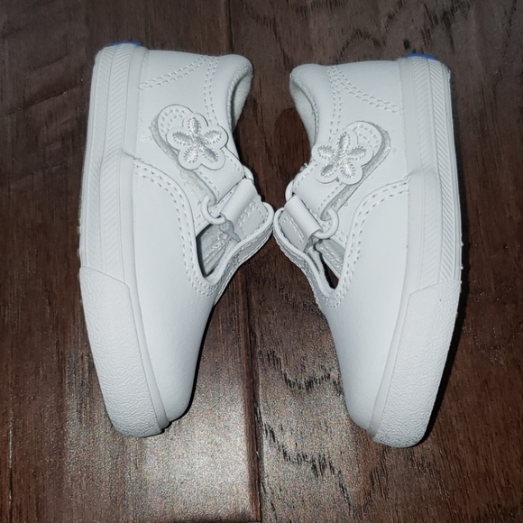 Keds Daphne T Strap White Lea Girls Shoe - Picture 5 of 8